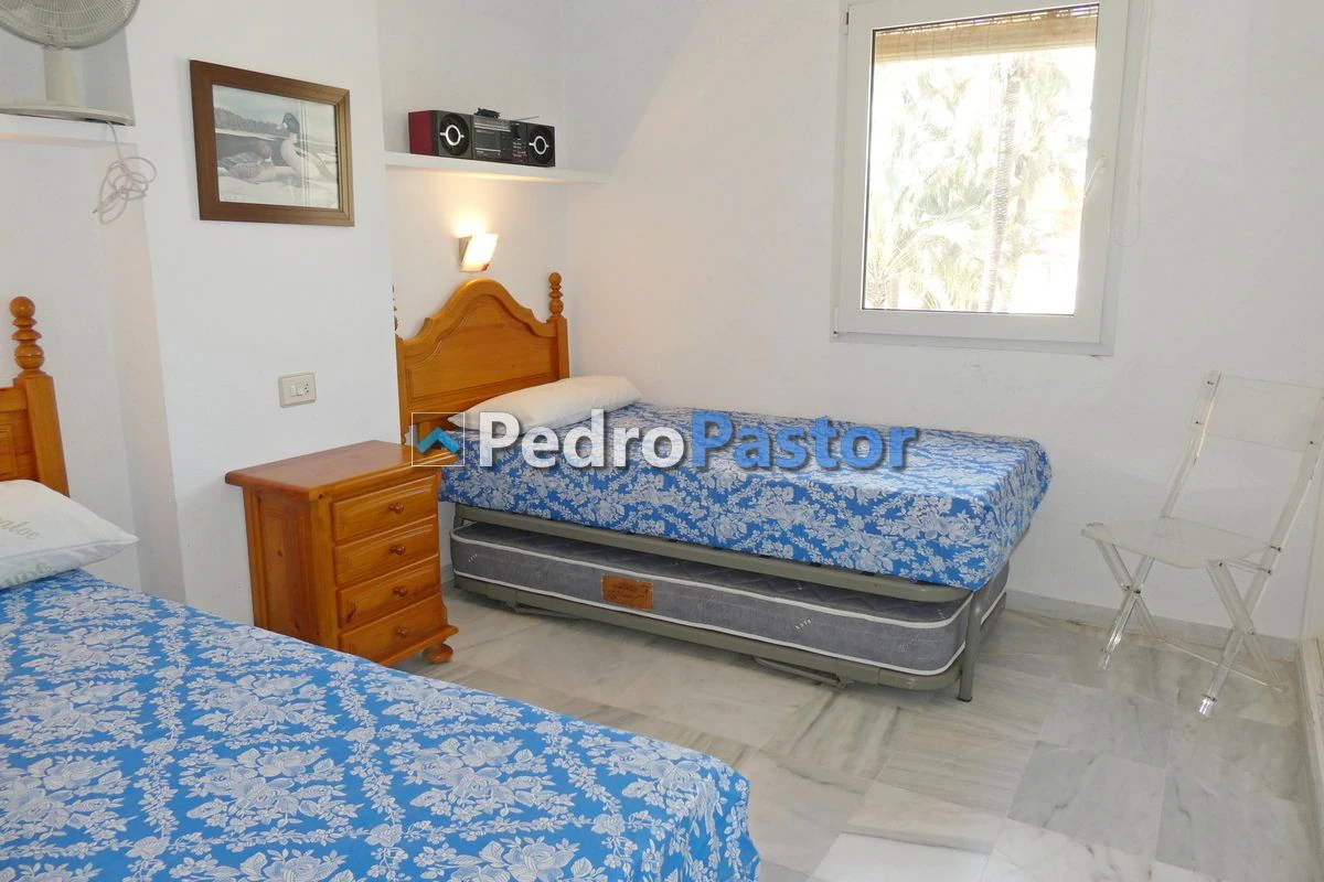 AP192 - 2-bedroom apartment on the beachfront in Las Marinas in Dénia