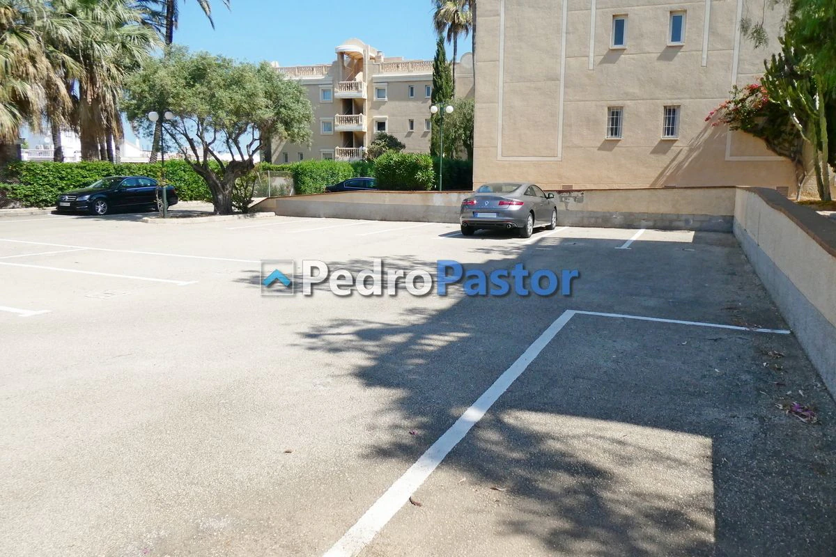AP192 - 2-bedroom apartment on the beachfront in Las Marinas in Dénia