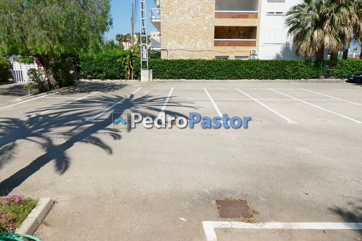 AP192 - 2-bedroom apartment on the beachfront in Las Marinas in Dénia