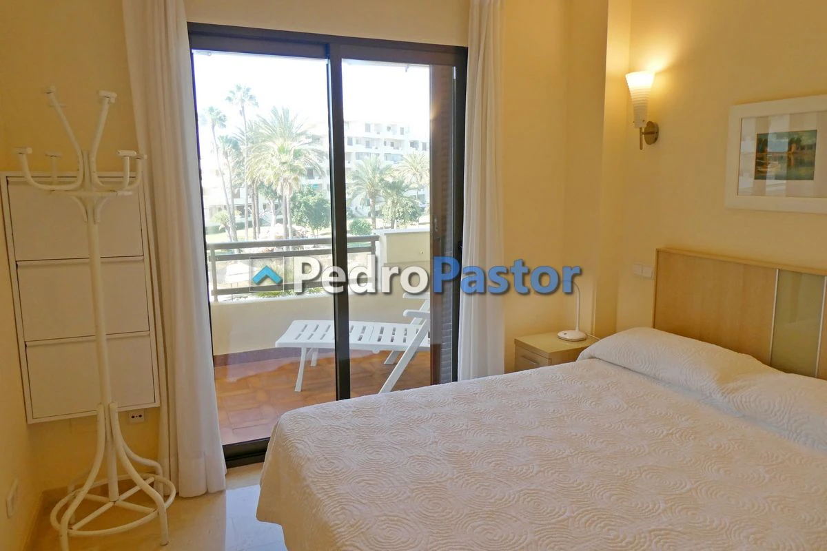 LAP212 - Alquiler apartamento Urbanización Playa Grande