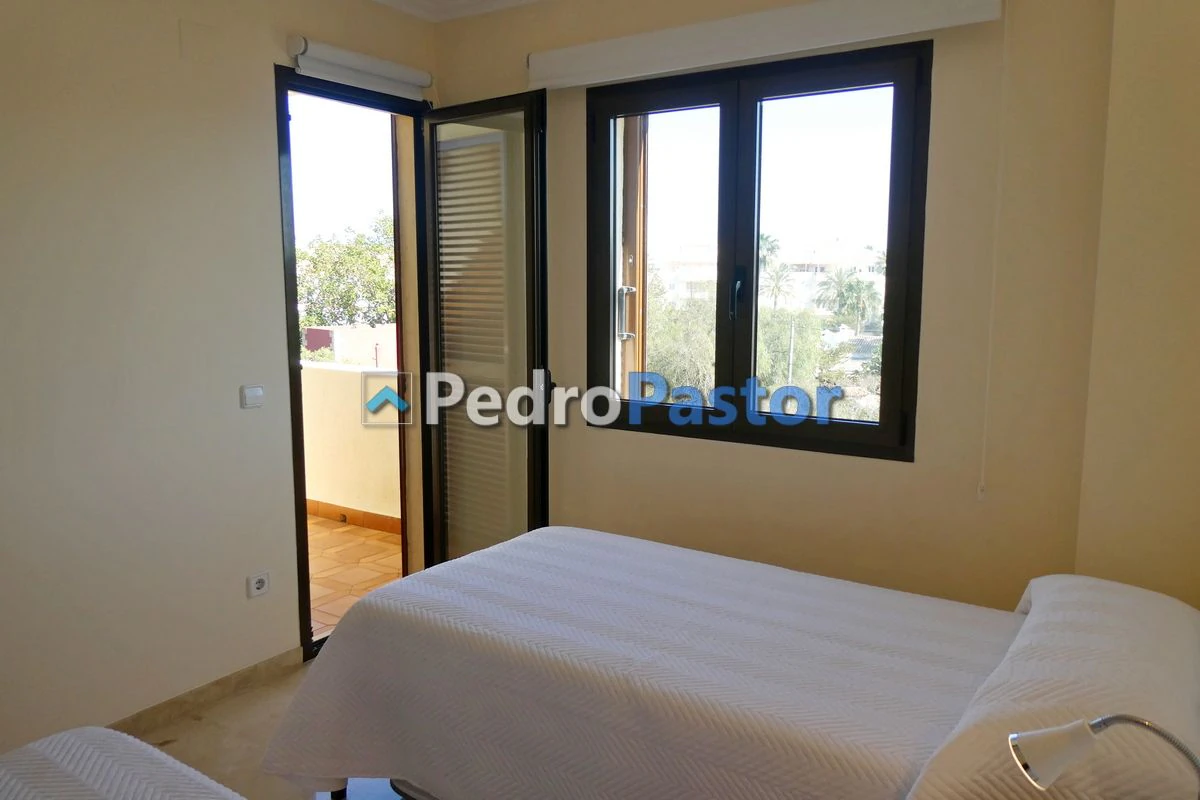 LAP212 - Alquiler apartamento Urbanización Playa Grande