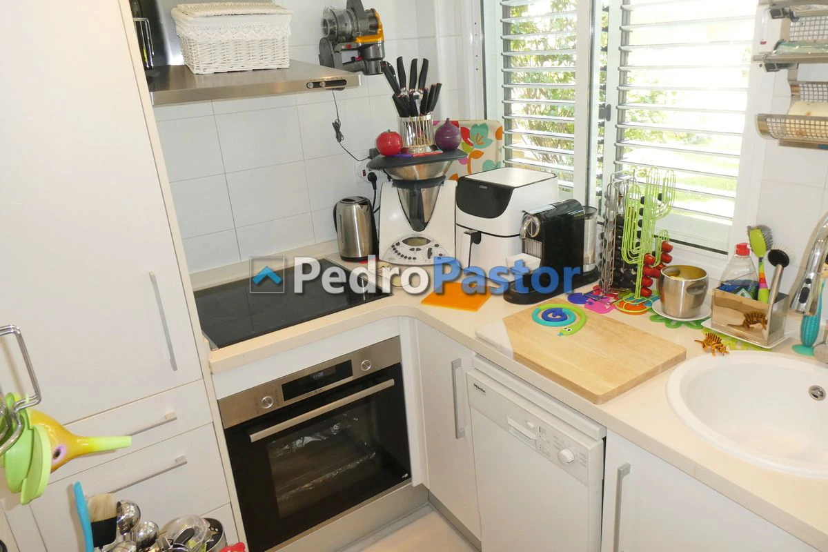 Apartamento de 2 dormitorios en 1ª línea de playa