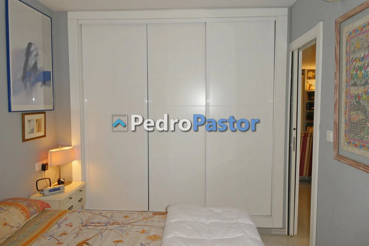 Apartamento de 2 dormitorios en 1ª línea de playa