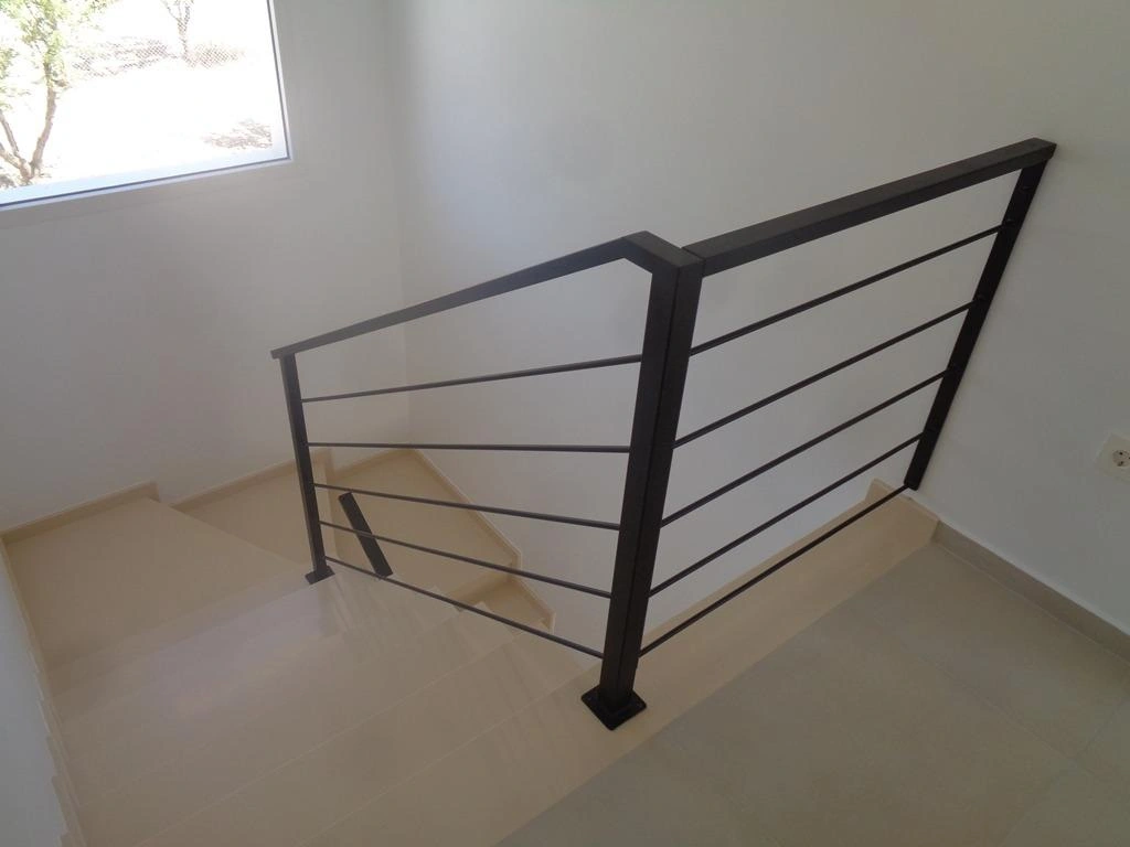 Villa for sale in Pinoso