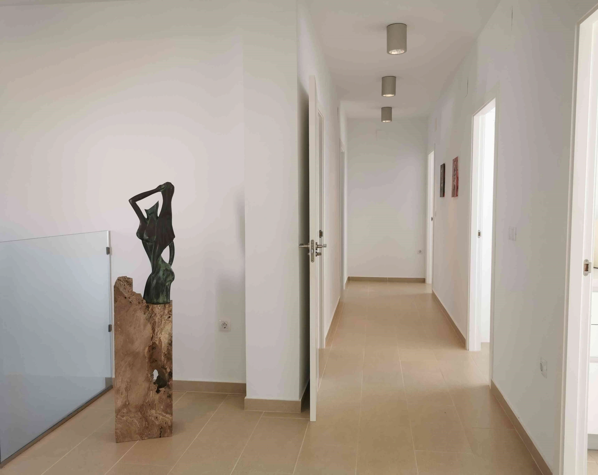 Modern villa in Altea la Vella with sea and mountain views.