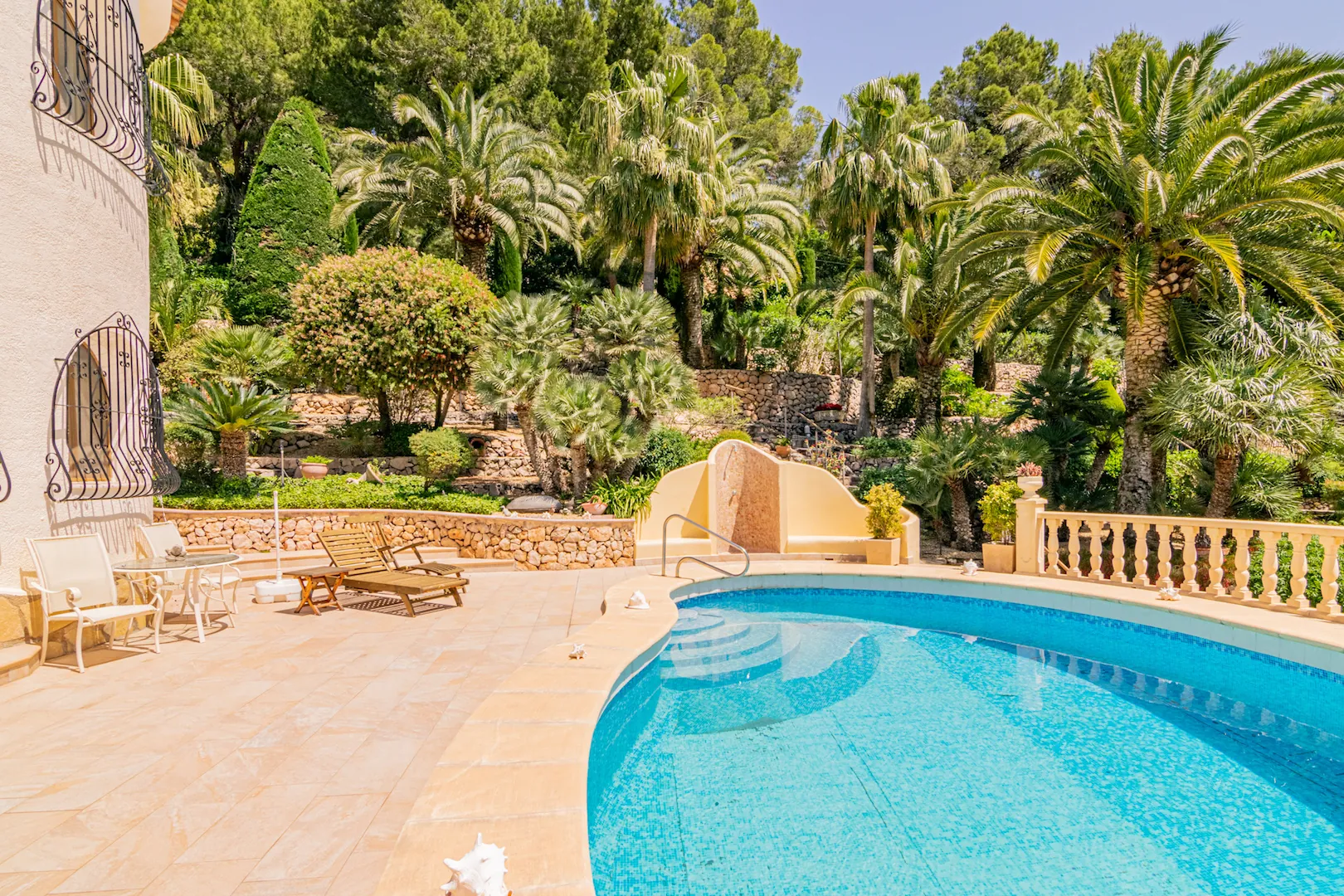 Villa for sale in Altea