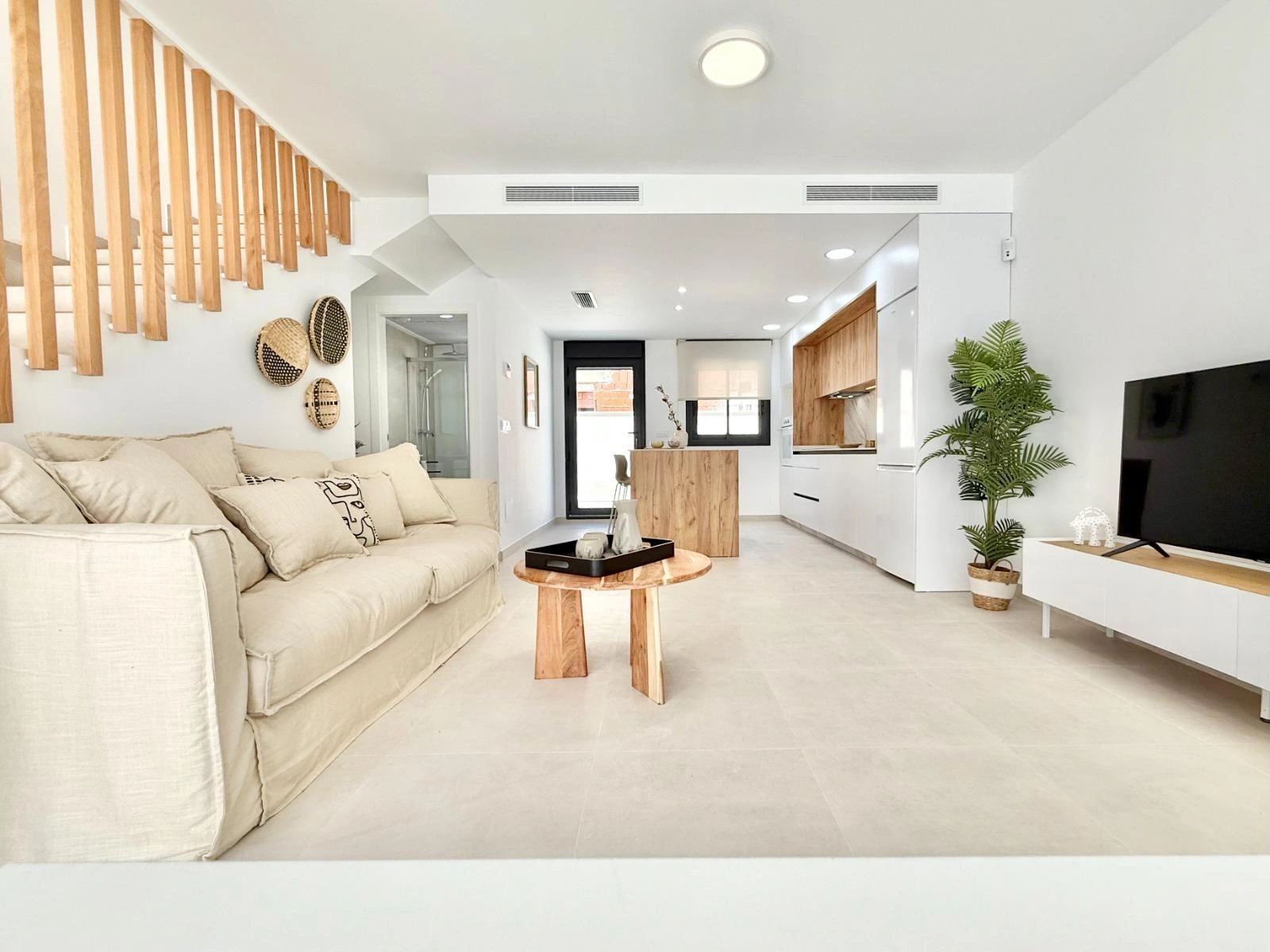 Town house for sale in Cox