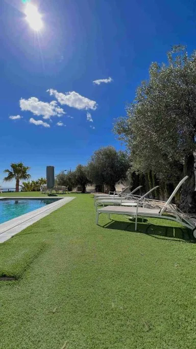 Modern villa in Altea la Vella with sea and mountain views.