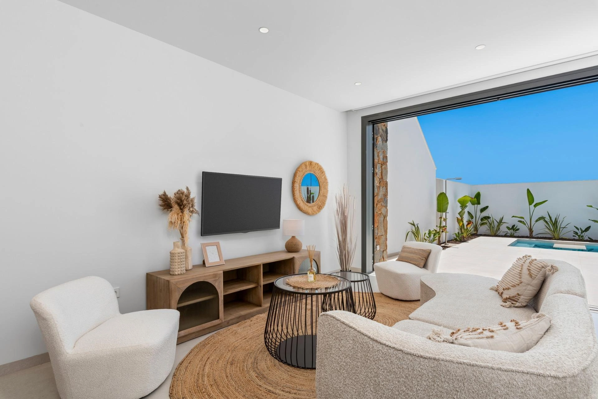 Villa for sale in Los Alcazares