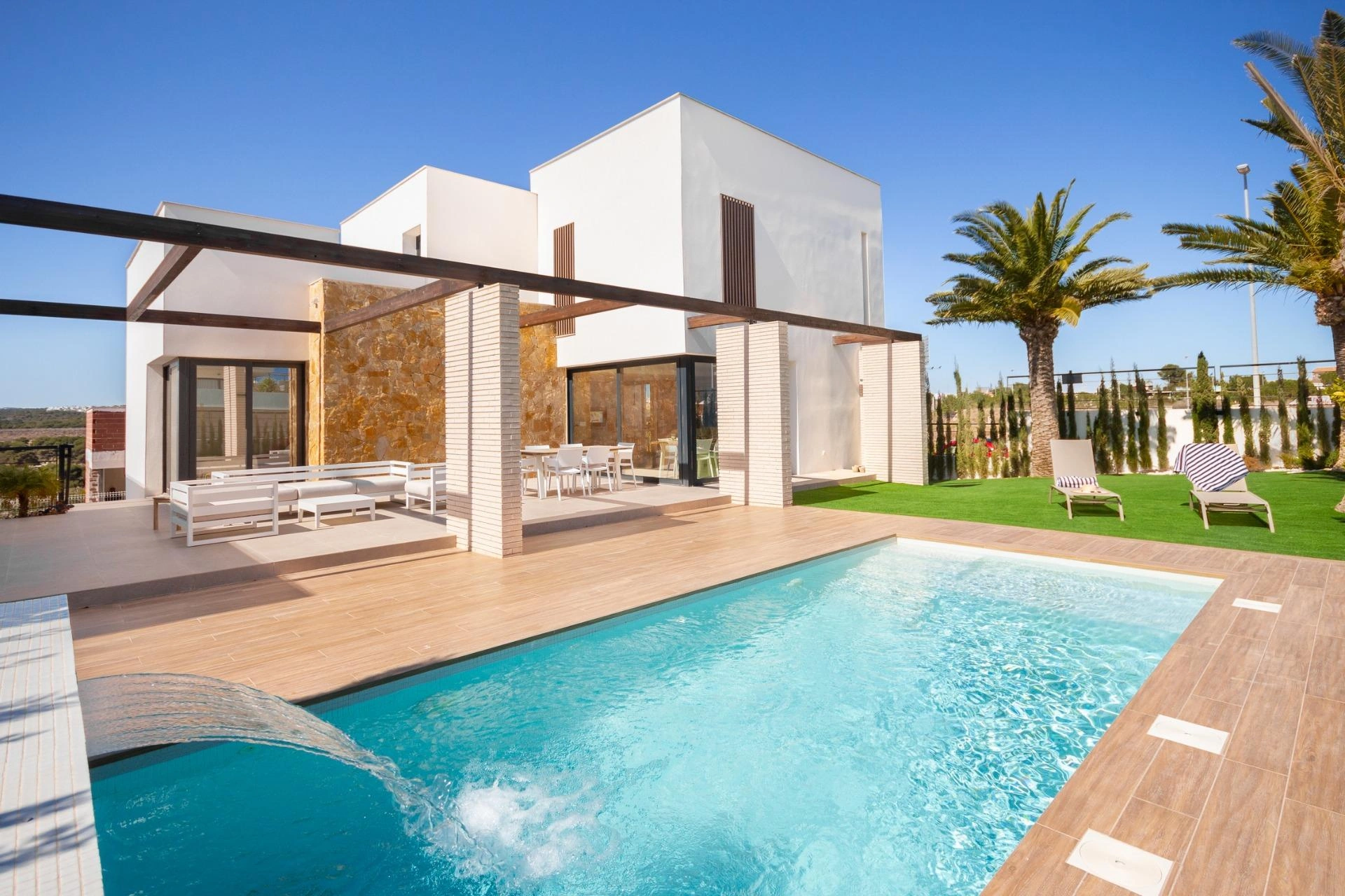 Villa for sale in Orihuela Costa