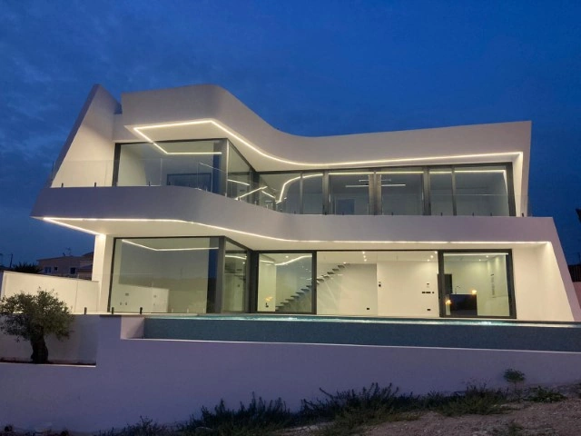 Enchinent Calpe - Villa for sale - New construction.