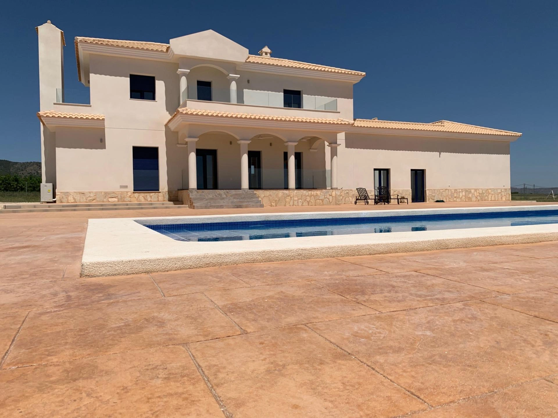 Villa for sale in Pinoso