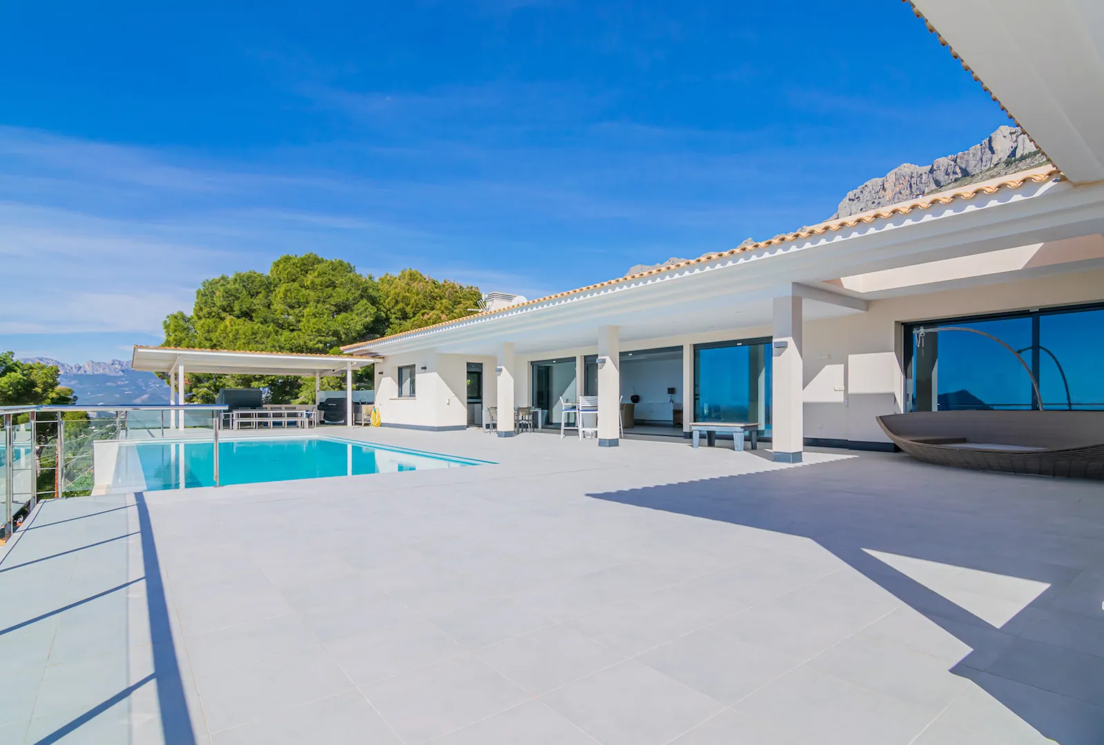 Villa for sale in Altea