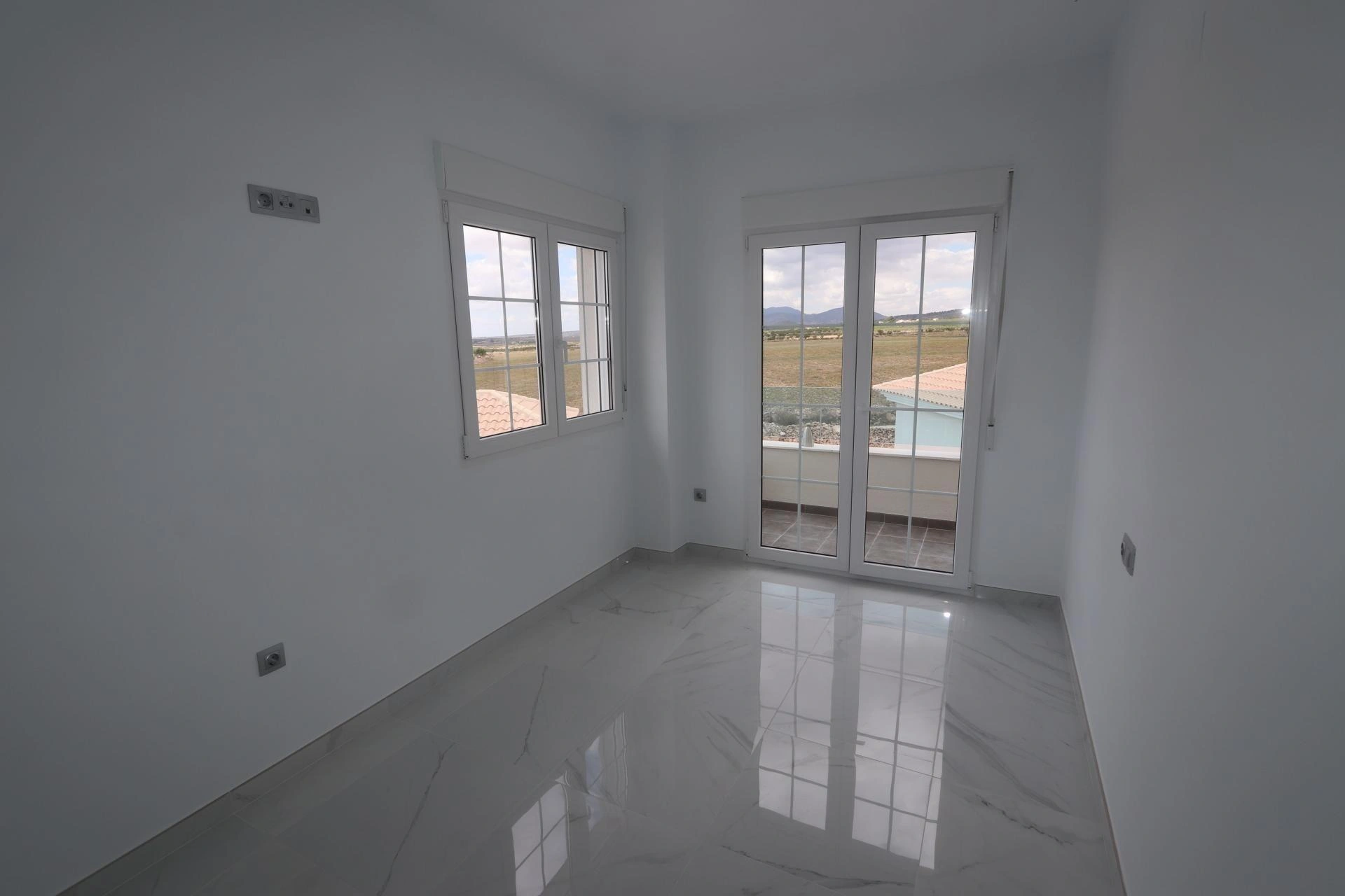 Villa for sale in Pinoso