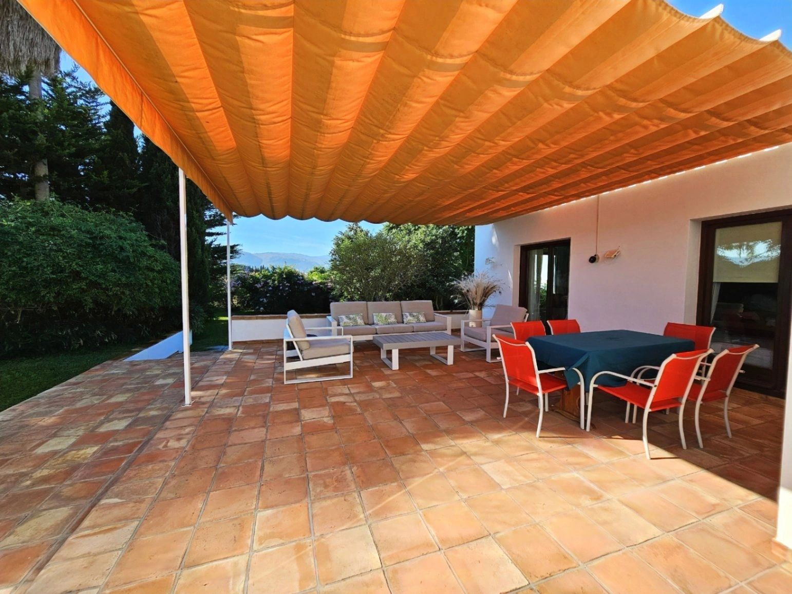 Villa for sale in Ondara