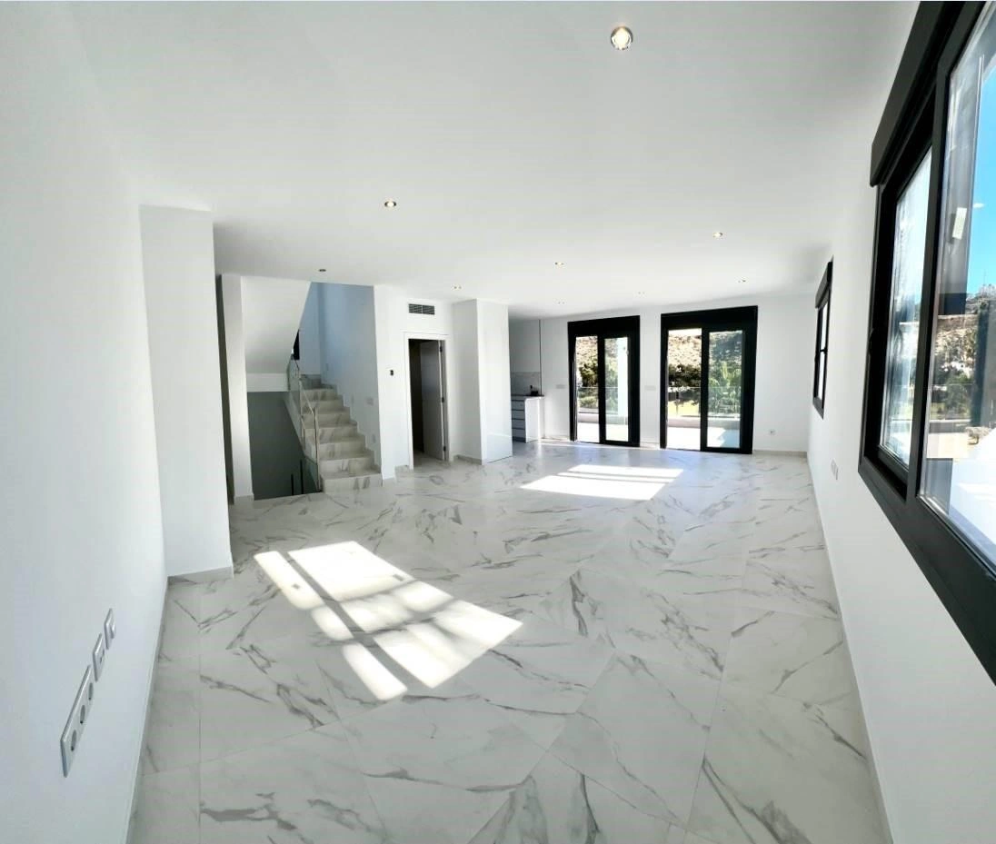 Villa for sale in Rojales