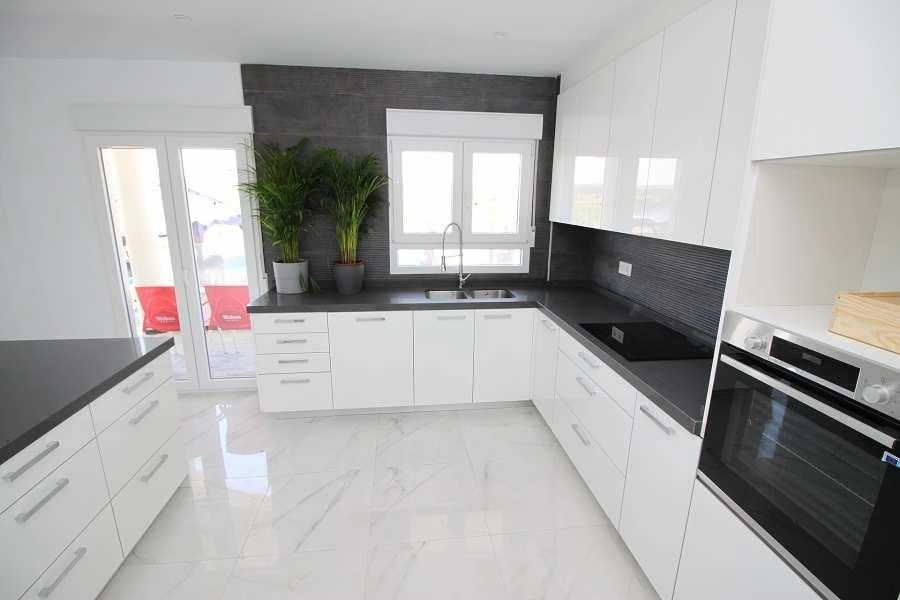 Villa for sale in Pinoso