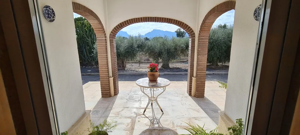 Villa for sale in Orihuela