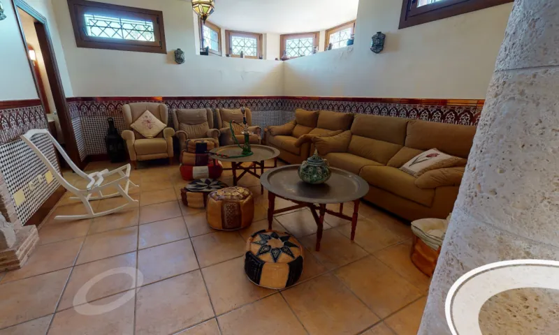 Villa for sale in Elche