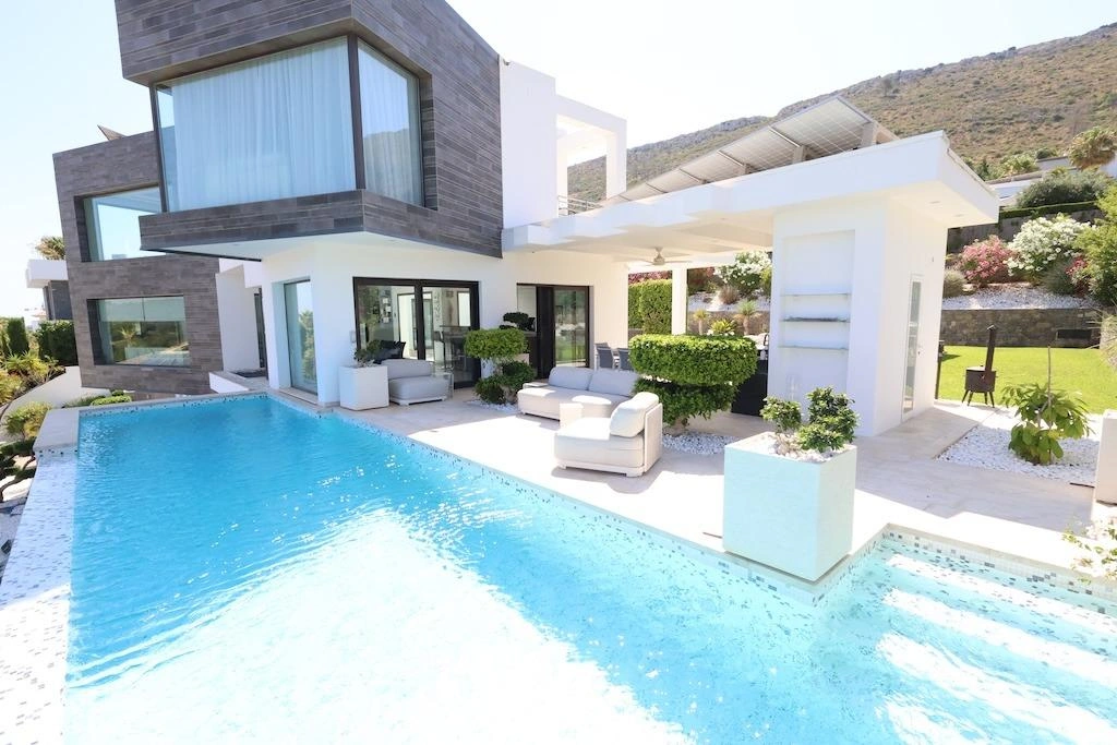 Villa for sale in Javea