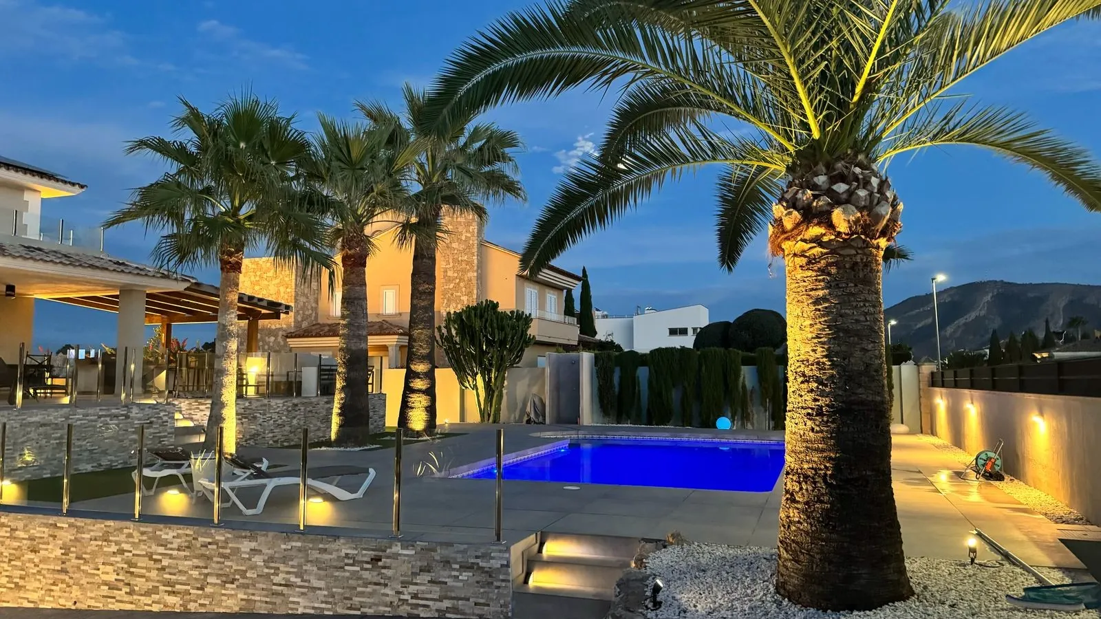 Villa til salg i Alfas Del Pi