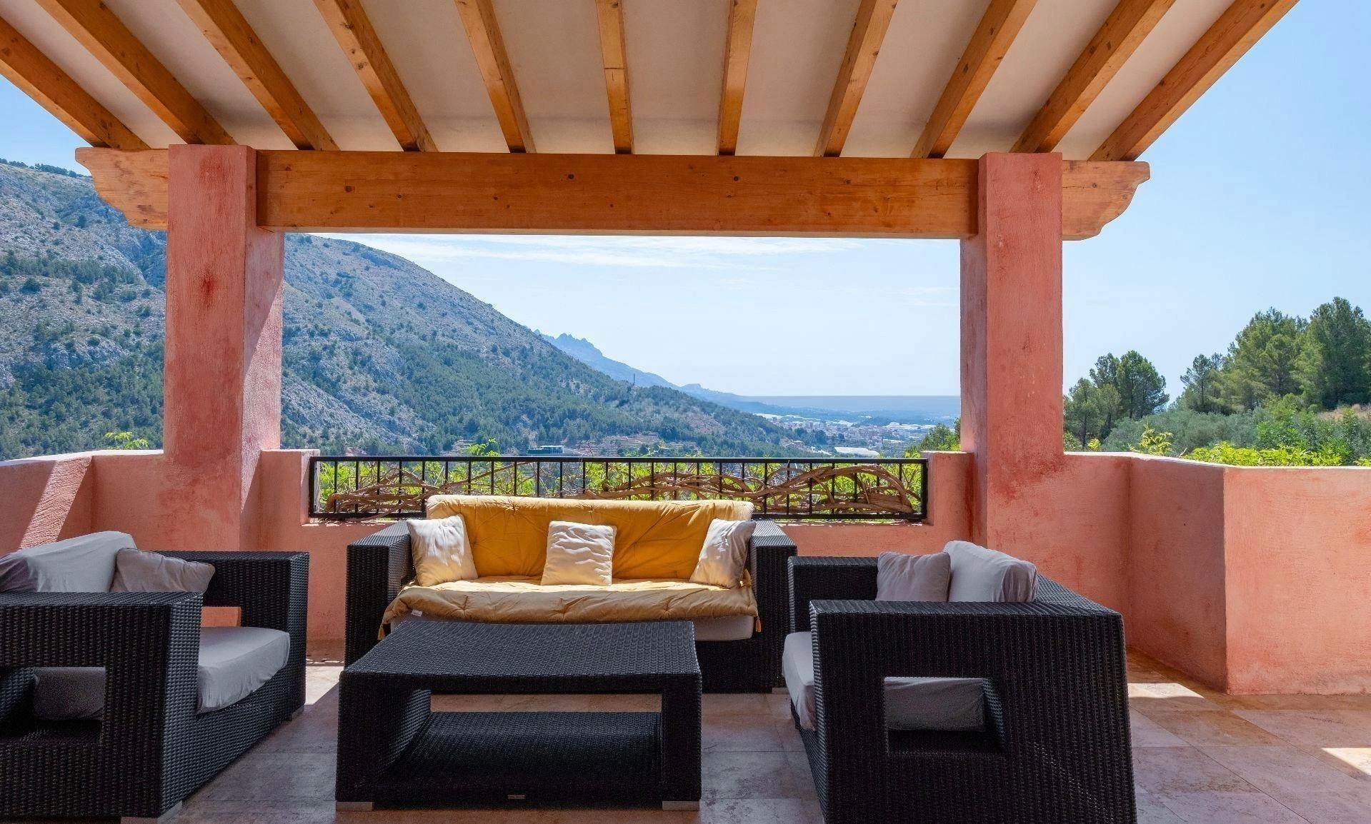 Villa for sale in Altea