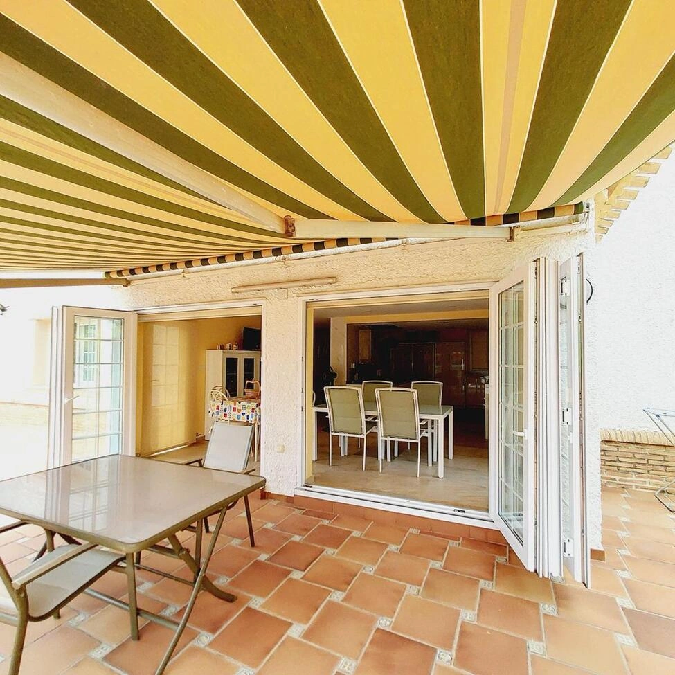 Villa for sale in Orihuela Costa
