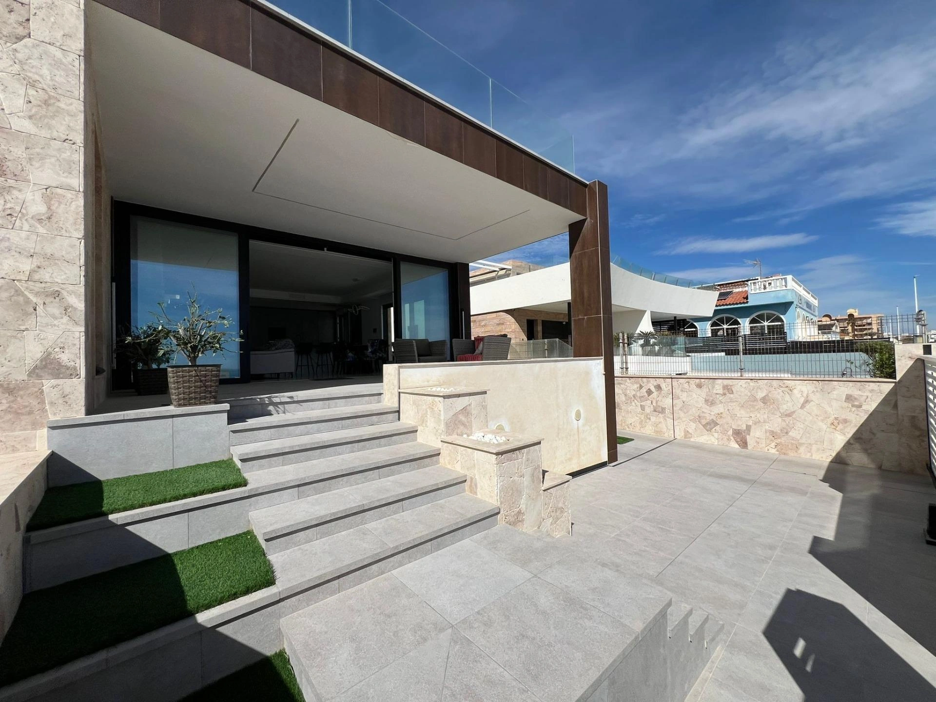 Villa for sale in Torrevieja