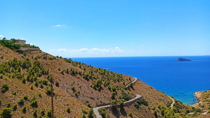 Frontline villa in Benidorm for sale - Villa Del Mar.