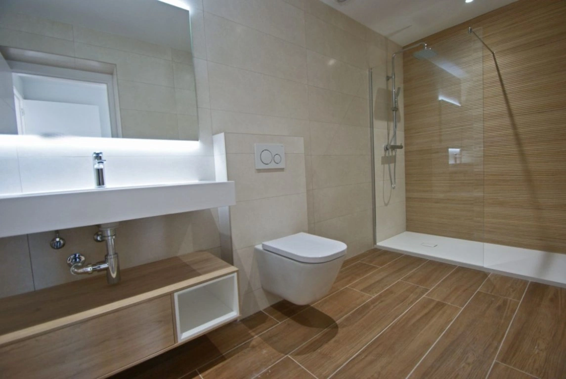 Modern finca with large plot in Altea, sea views!