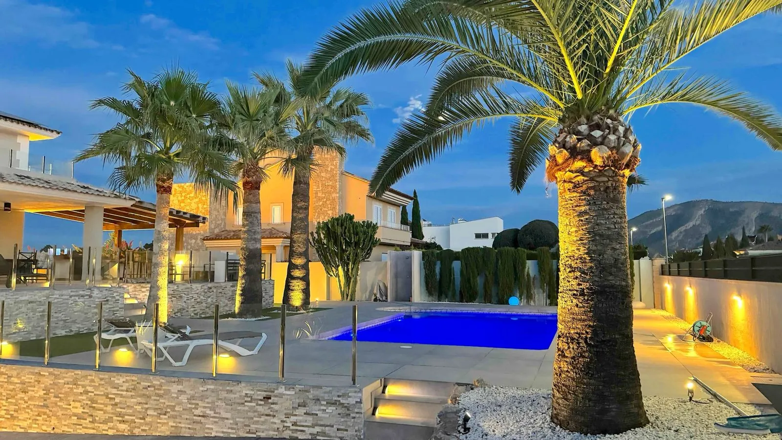 Villa til salg i Alfas Del Pi
