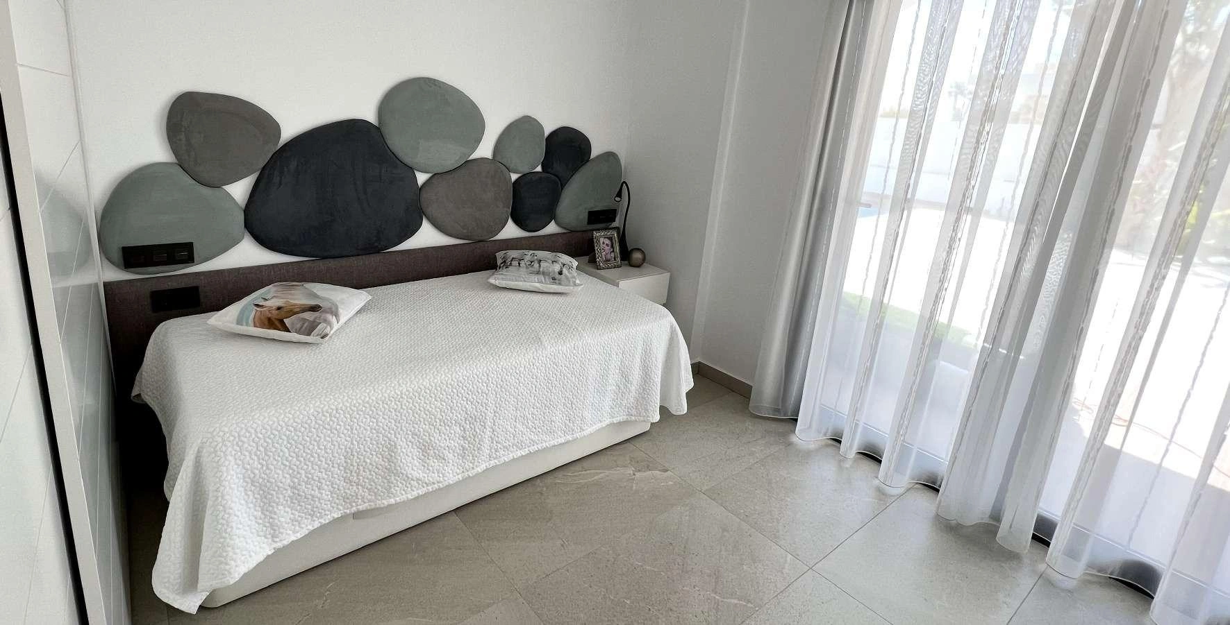 Villa for sale in Rojales