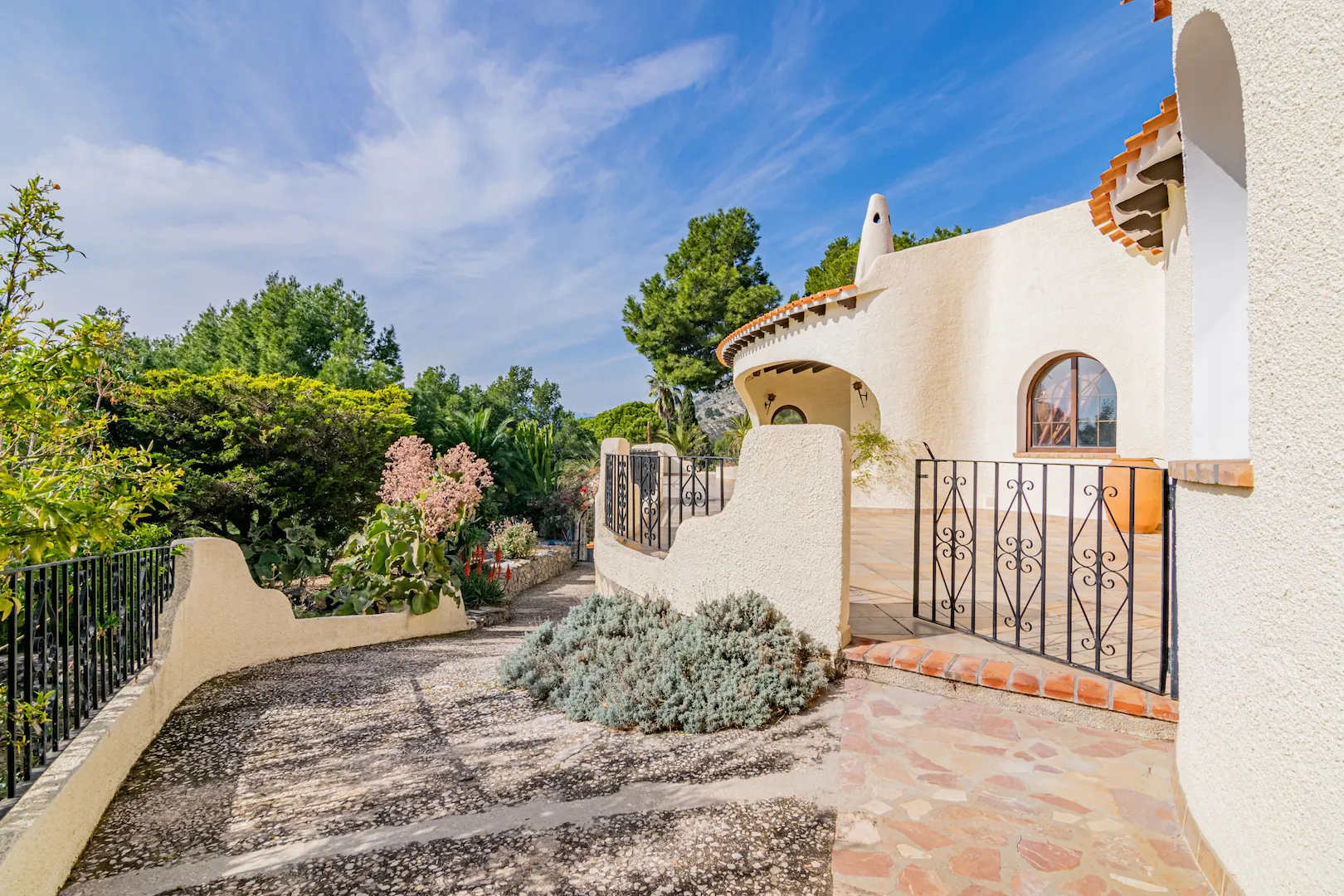 Villa for sale in Altea