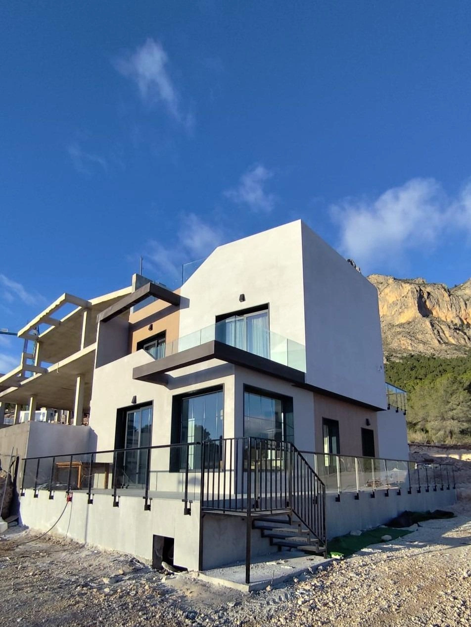 Villa for sale in Polop