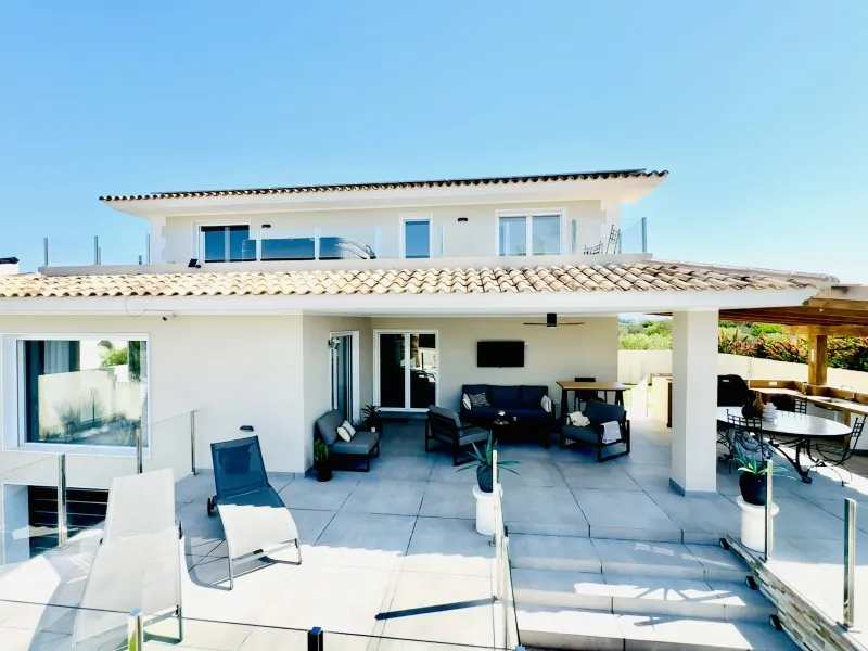 Villa til salg i Alfas Del Pi