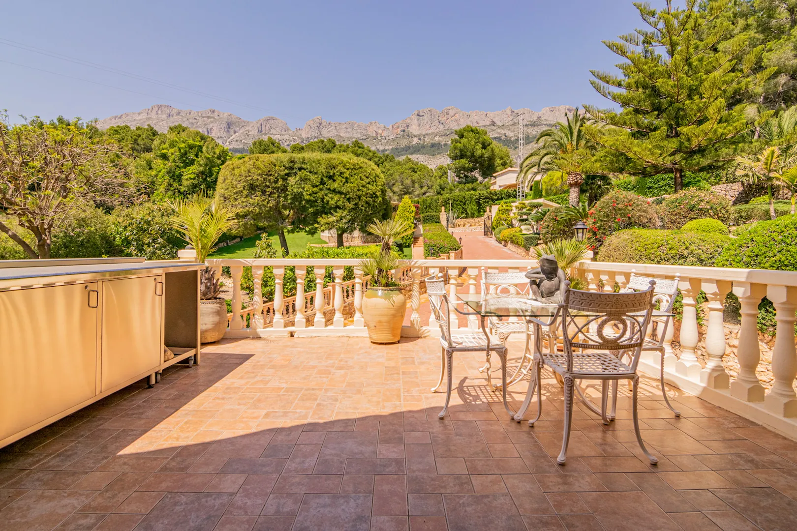 Villa for sale in Altea