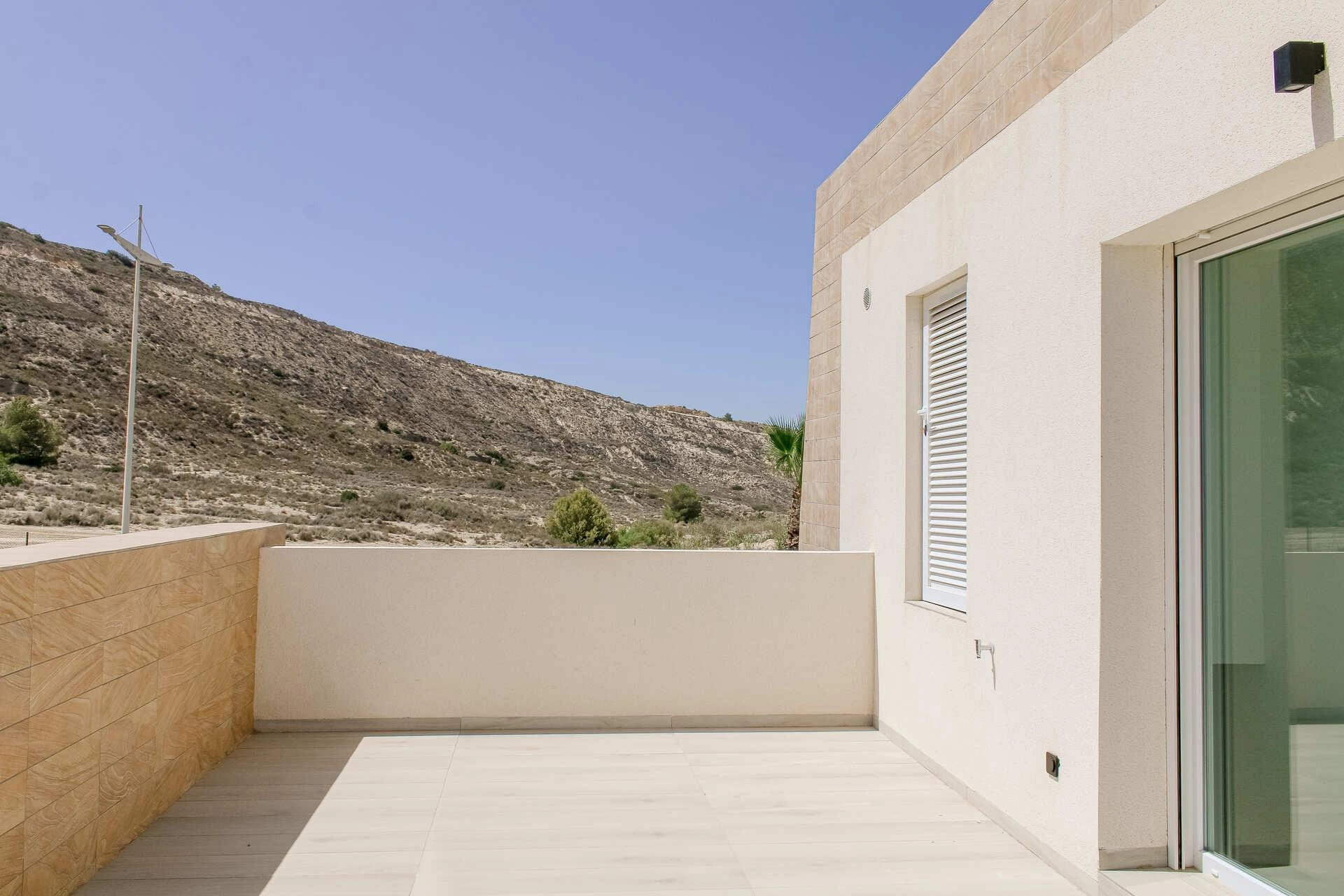Villa for sale in Algorfa