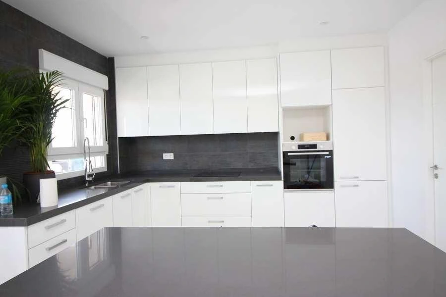 Villa for sale in Pinoso
