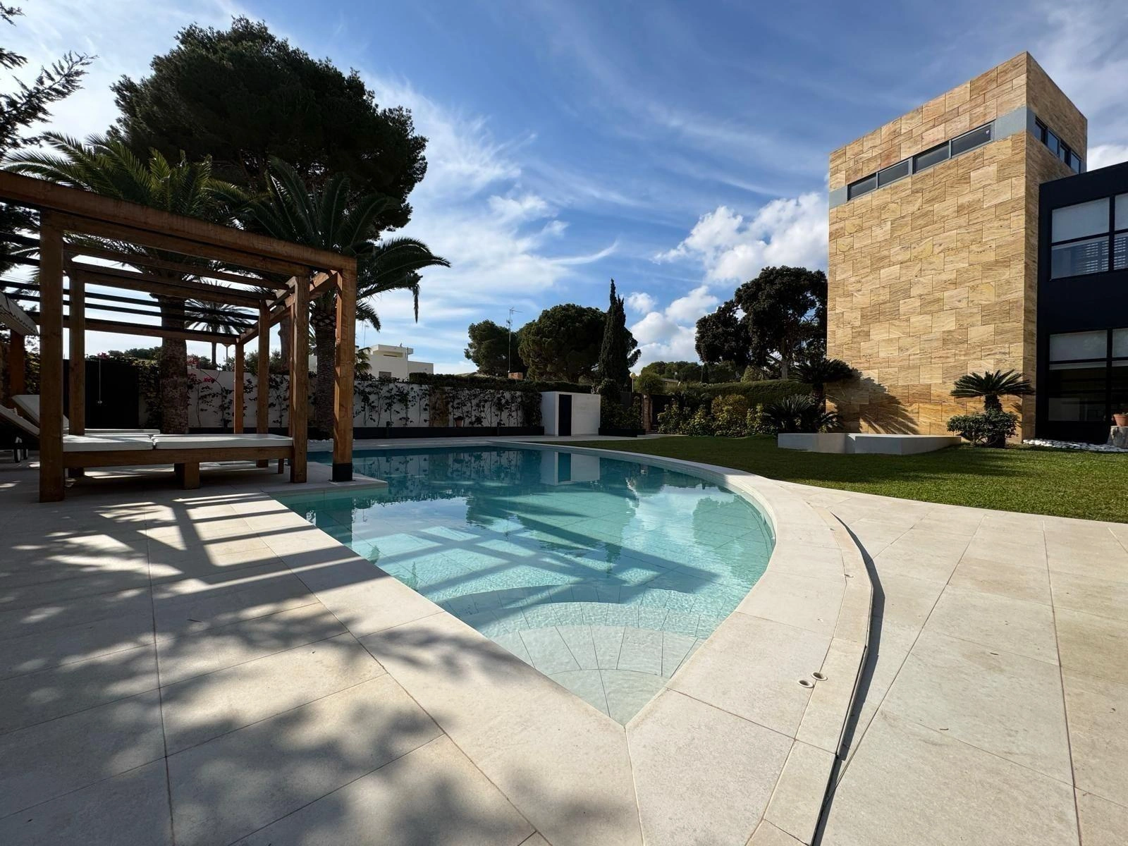 Villa for sale in Orihuela Costa