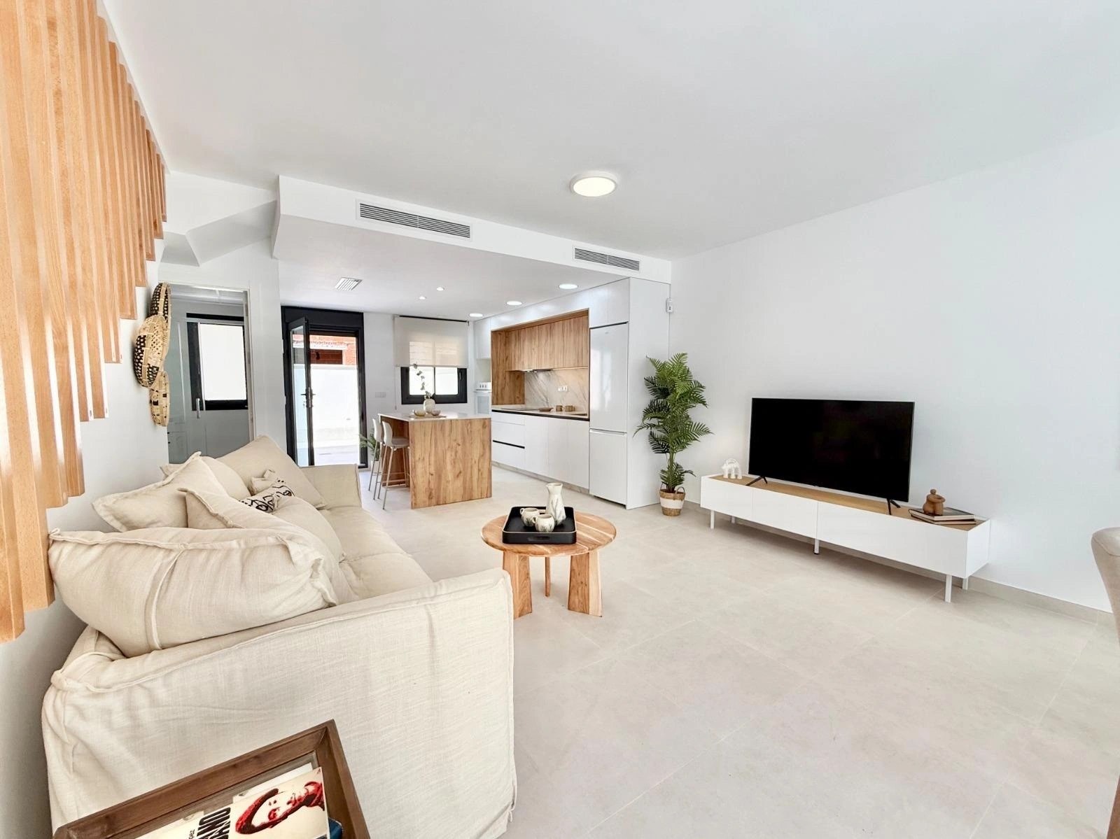 Town house for sale in Cox