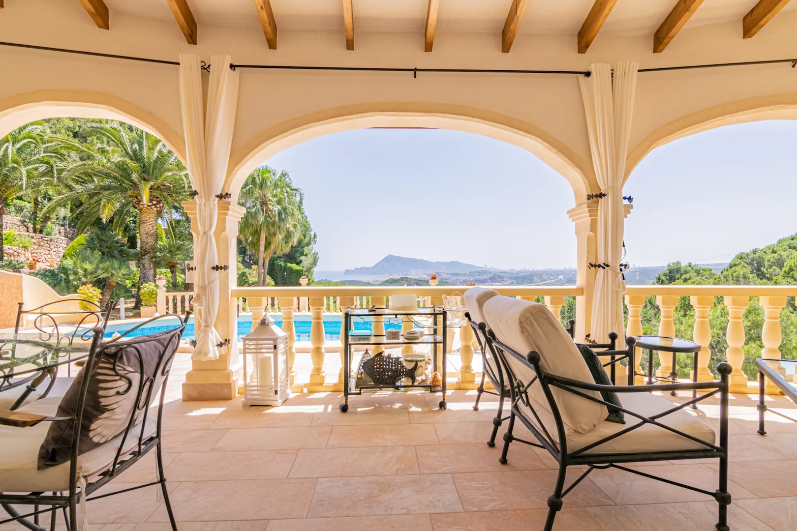 Villa for sale in Altea