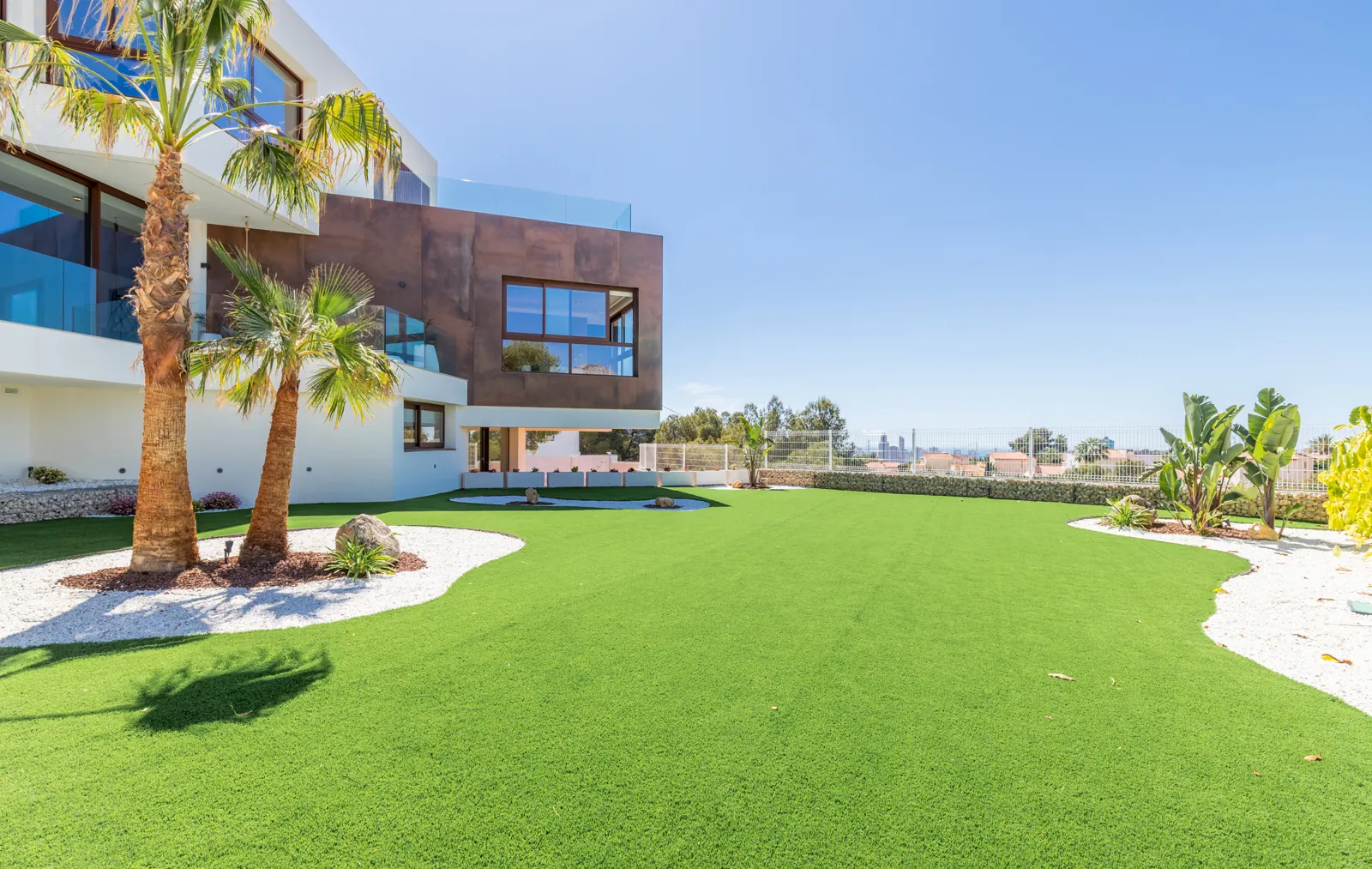 Villa for sale in Benidorm