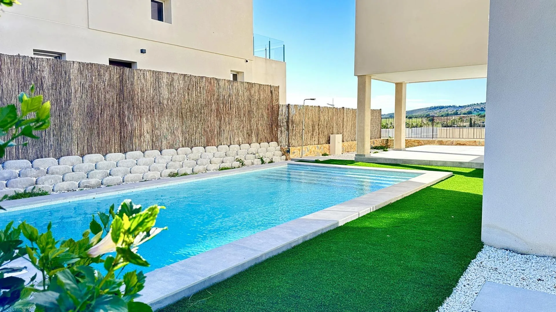Villa for sale in Algorfa