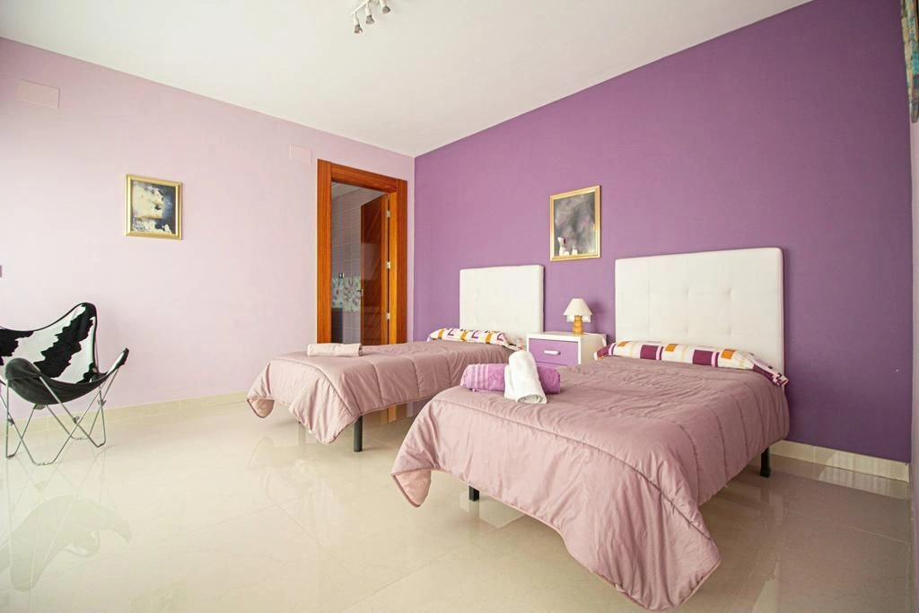 Villa for sale in Alfas Del Pi