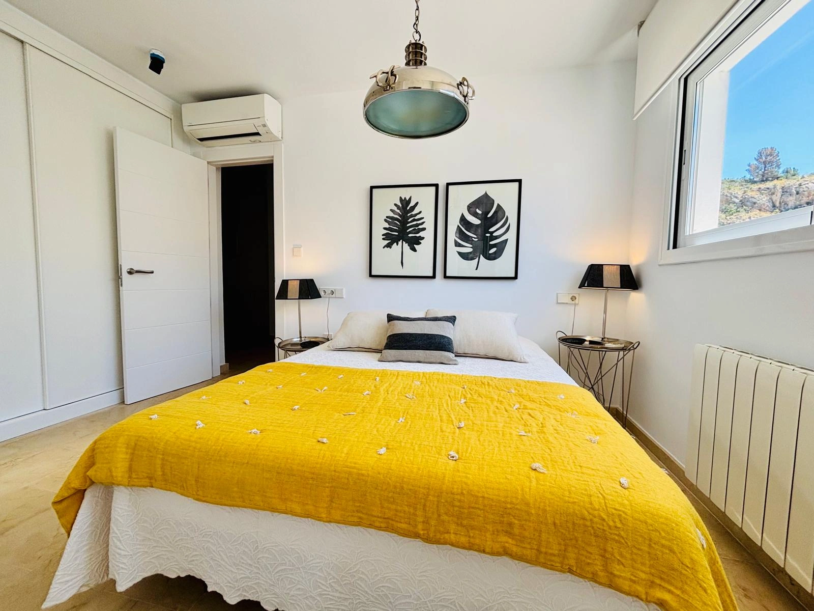 Luxury villa in Altea la Vella with unbeatable sea and mountain views.