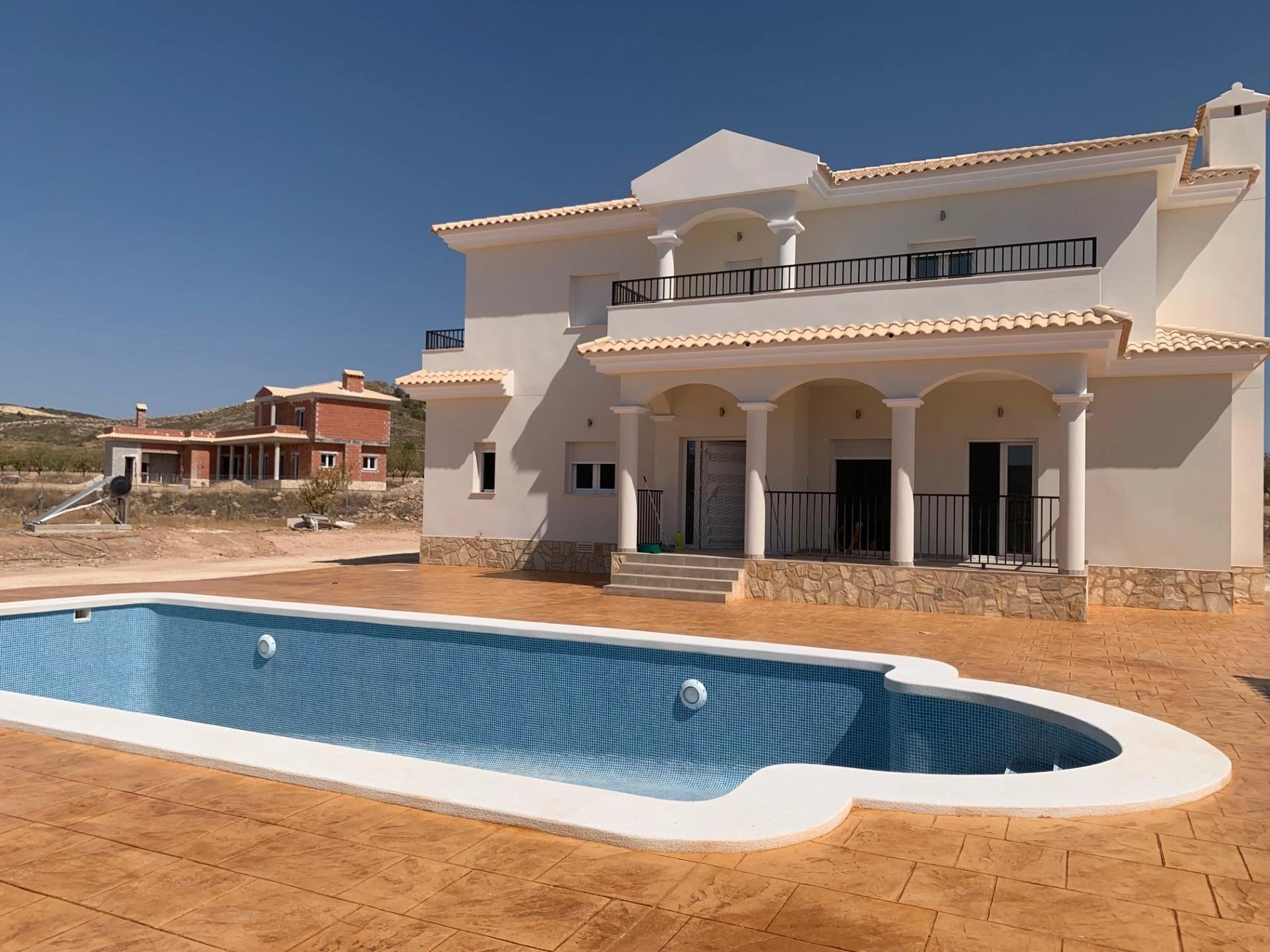 Villa for sale in Pinoso