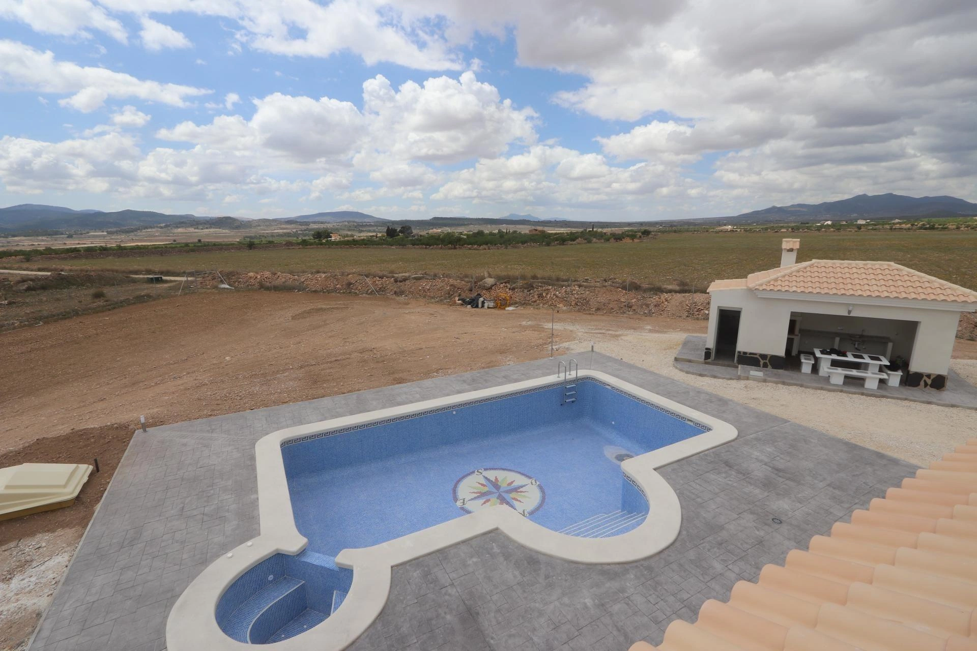 Villa for sale in Pinoso