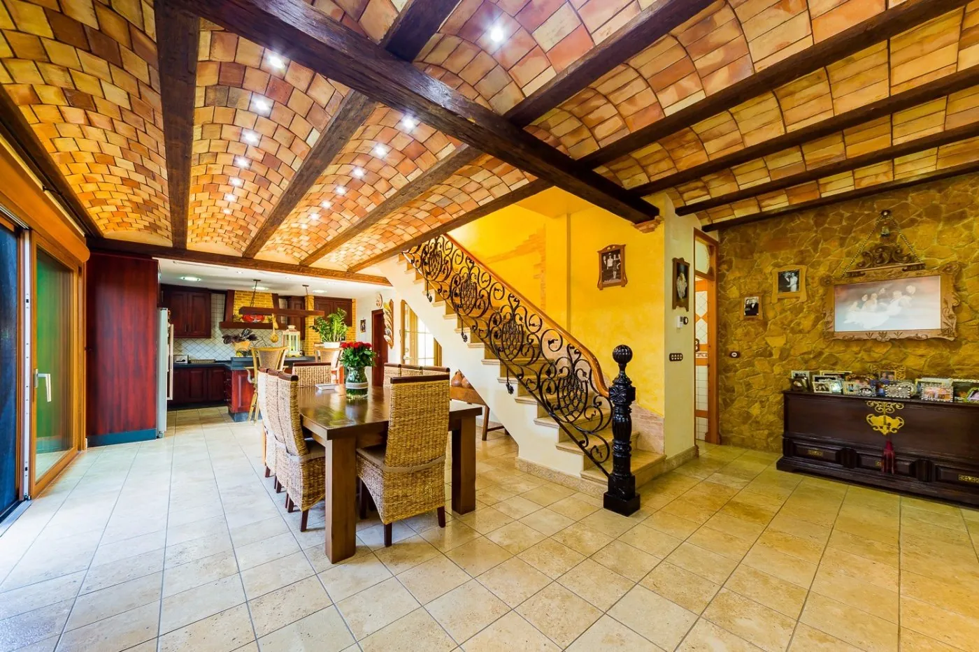 Country house for sale in Almoradi