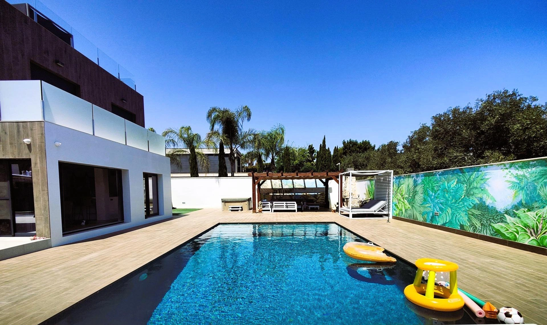Villa for sale in Cabo Roig