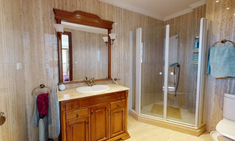 Villa for sale in Elche